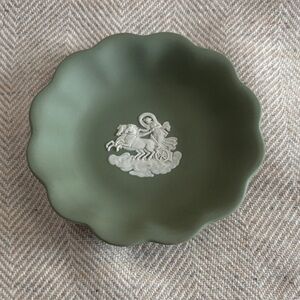 Wedgwood Olive Green Scalloped Dish with White Motif
